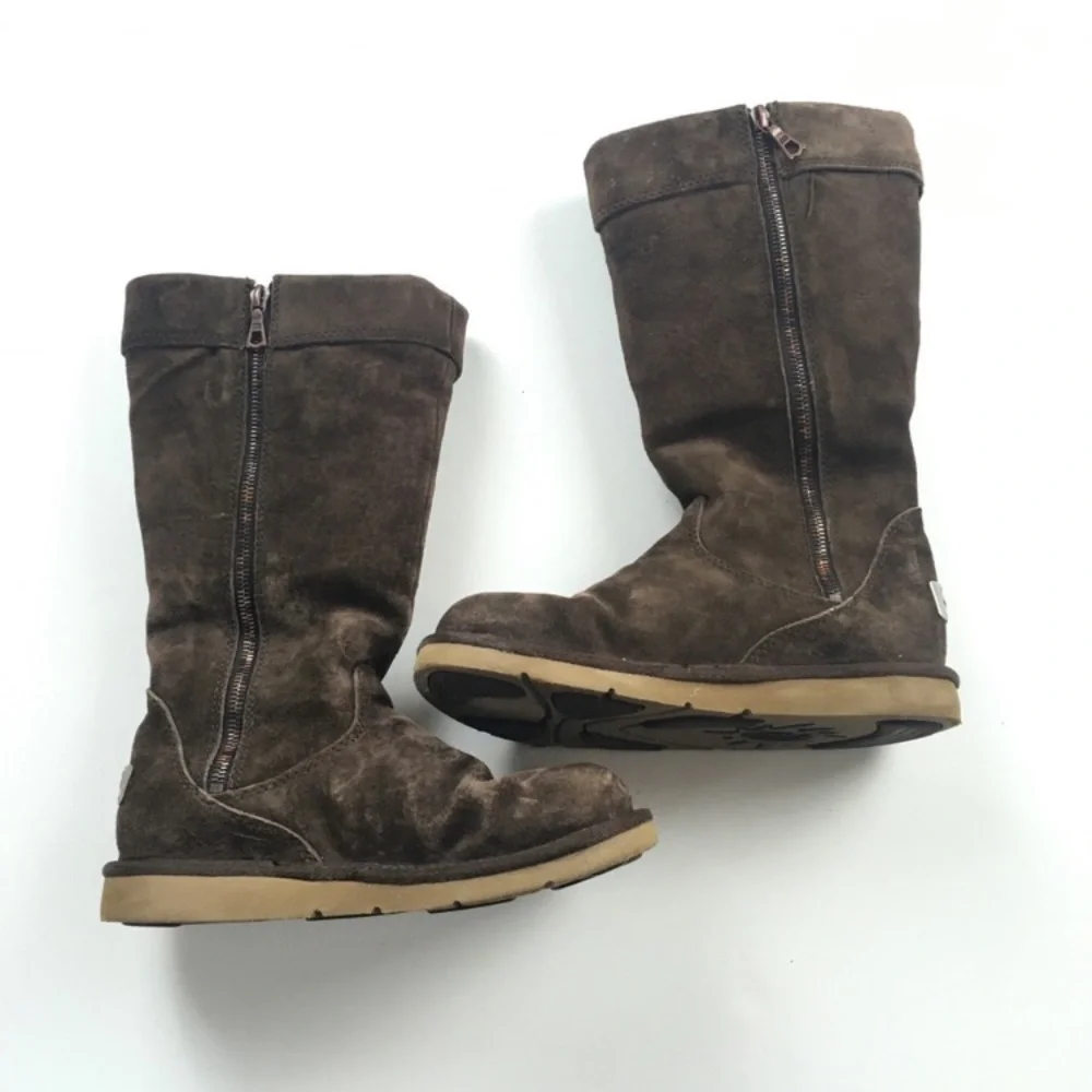 UGG Cargo III Brown Leather Suede Buckle‎ Shearling Back Zip Tall Women’s Sz 6